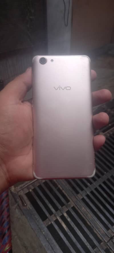 Vivo Y71