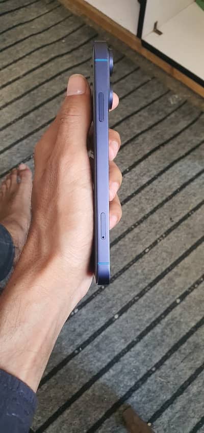 Apple iPhone XR PTA converter 17 pro