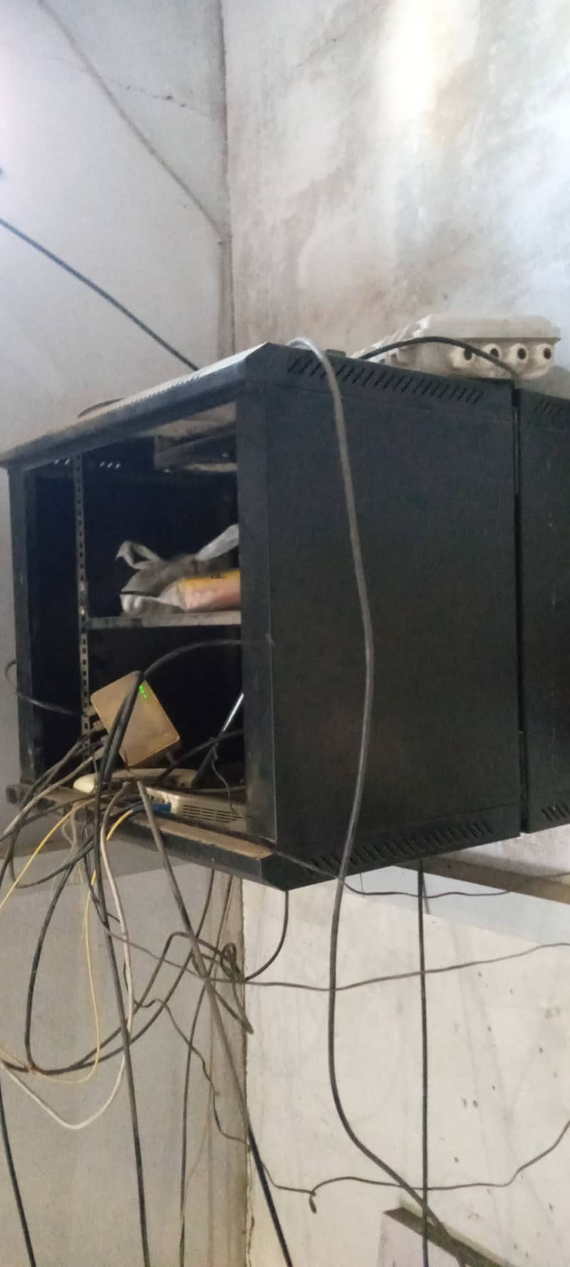 Wall Mount Server Rack 1