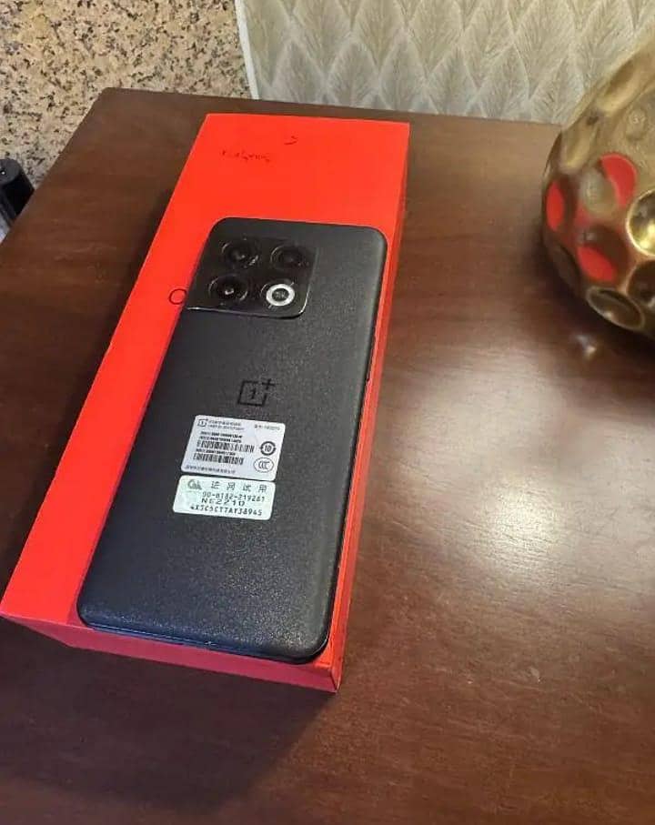 One Plus 10 Pro 0