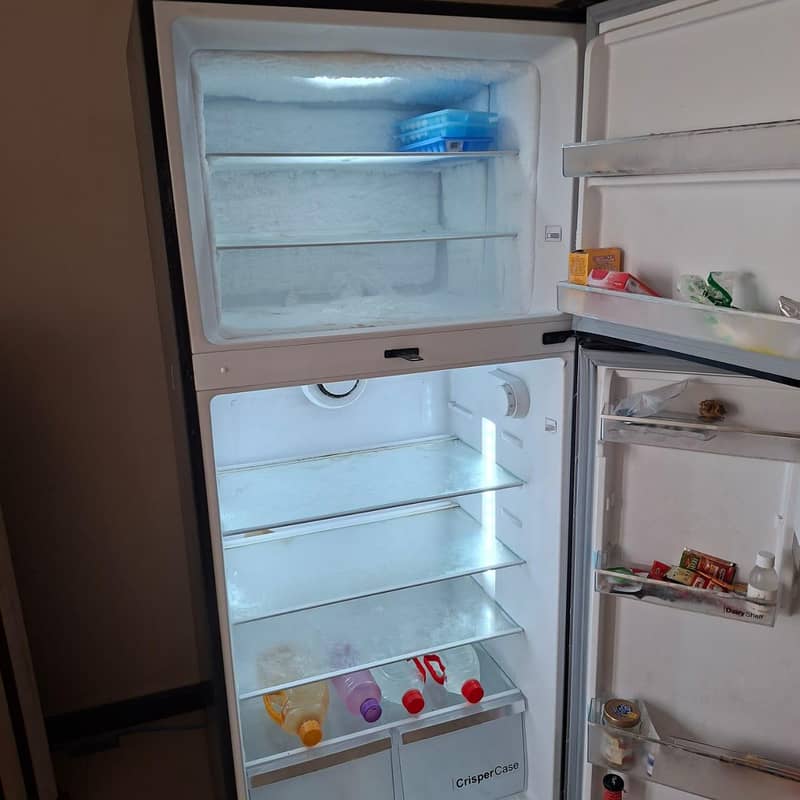 DAWLANCE maximum size fridge 1