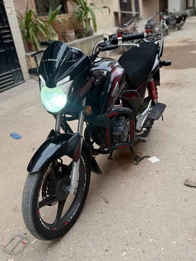 03122322017 CB 150 all perfect like a new condition. .