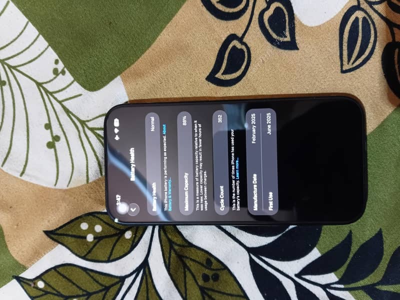 Apple iPhone 15 7