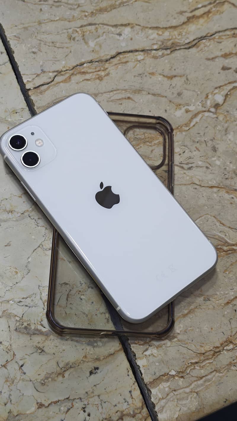 Apple iPhone 11 0