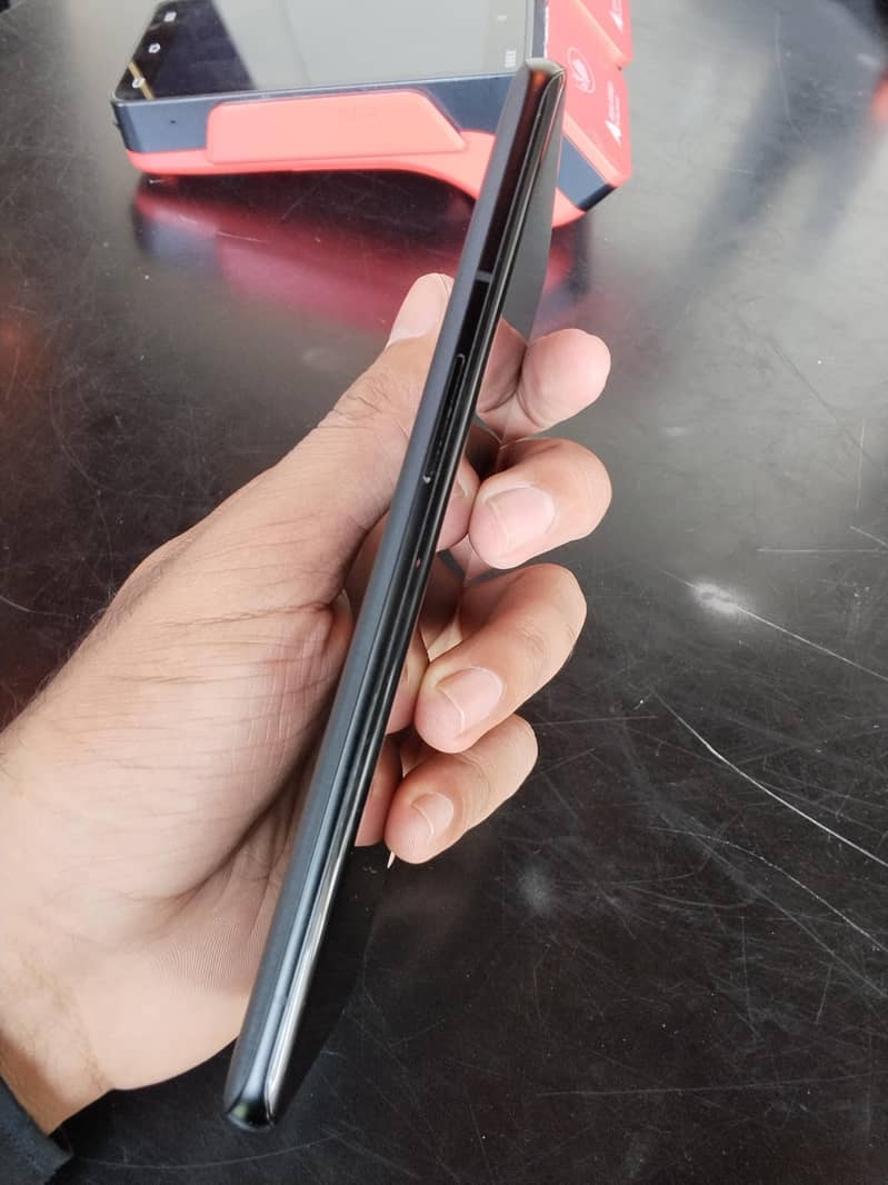 One Plus 9 Pro 4