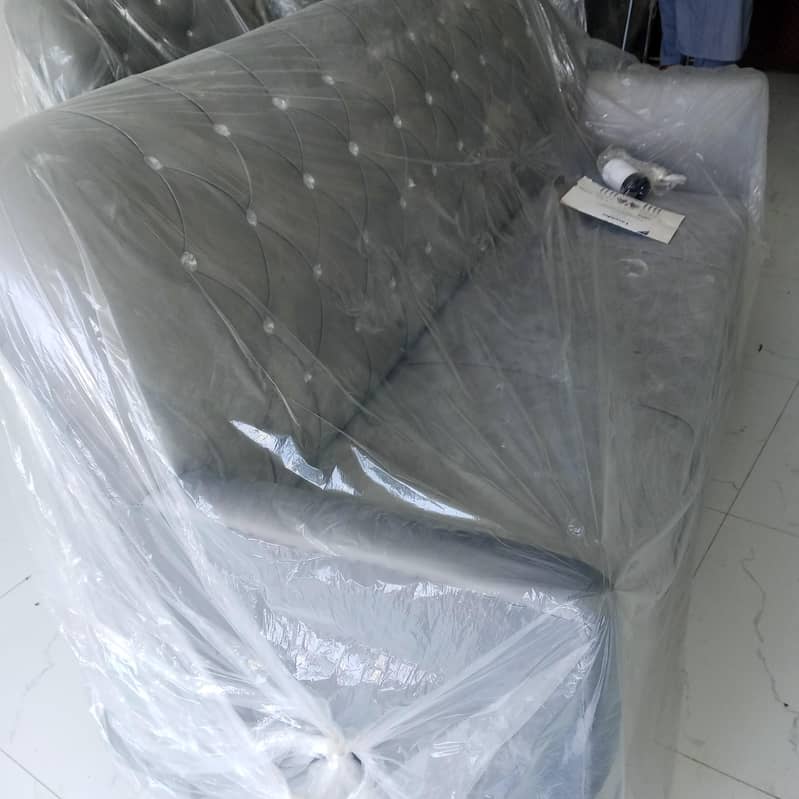 sofa 7 seaters 0