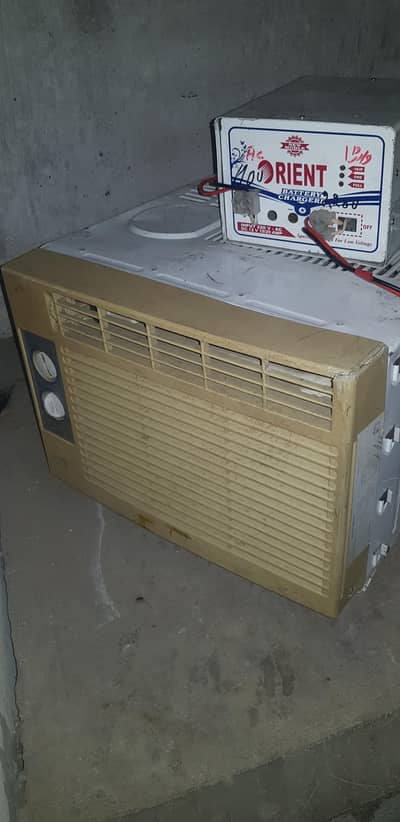 imported window AC he . inverter he  .