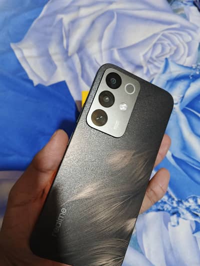 Realme C85