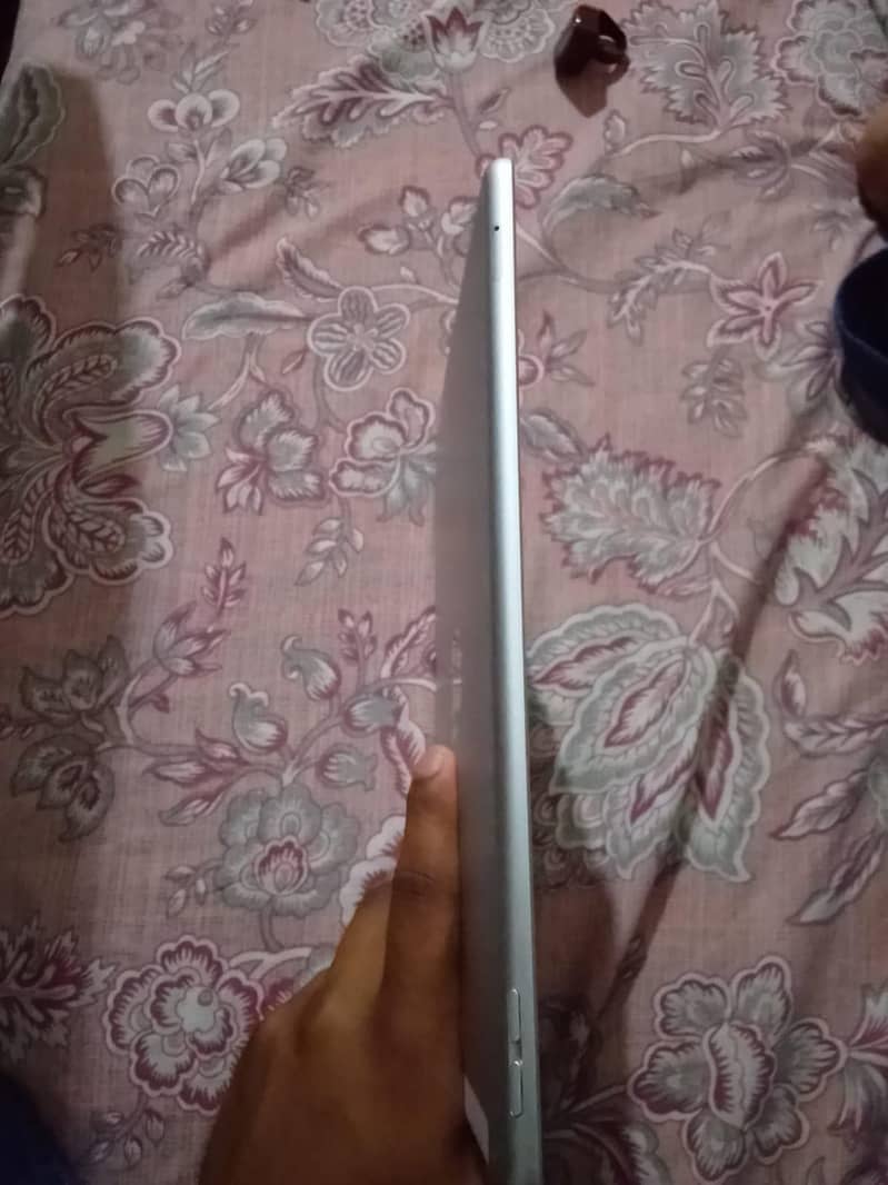 Ipad (9th gen) optimum condition 2