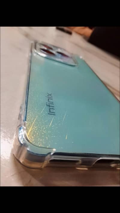 Infinix Hot 40