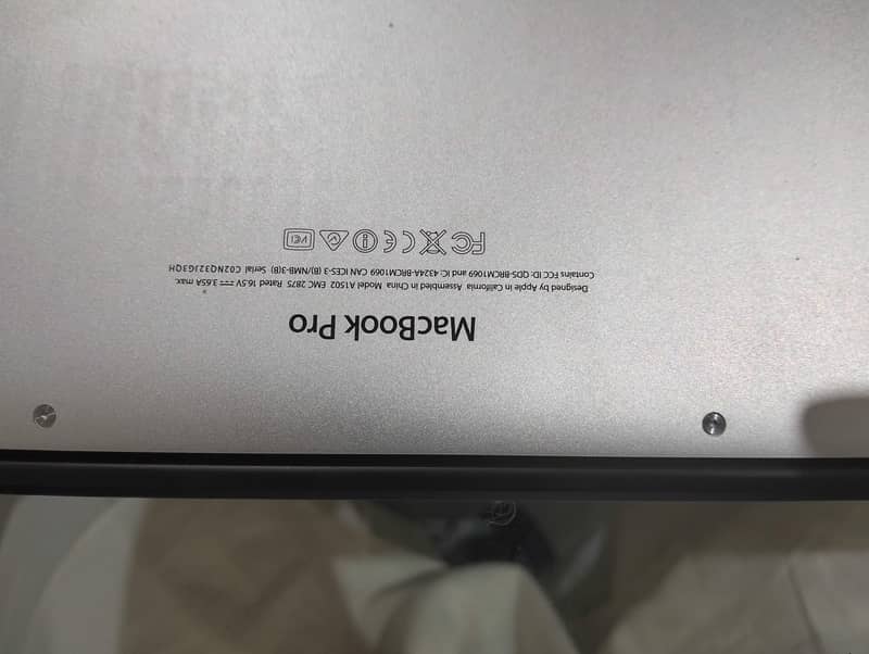 Apple Mac book 2014 2