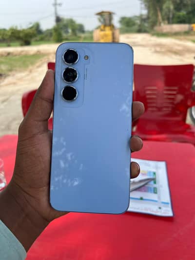 Tecno spark 40 pro with full box and 10 by 10 condition
