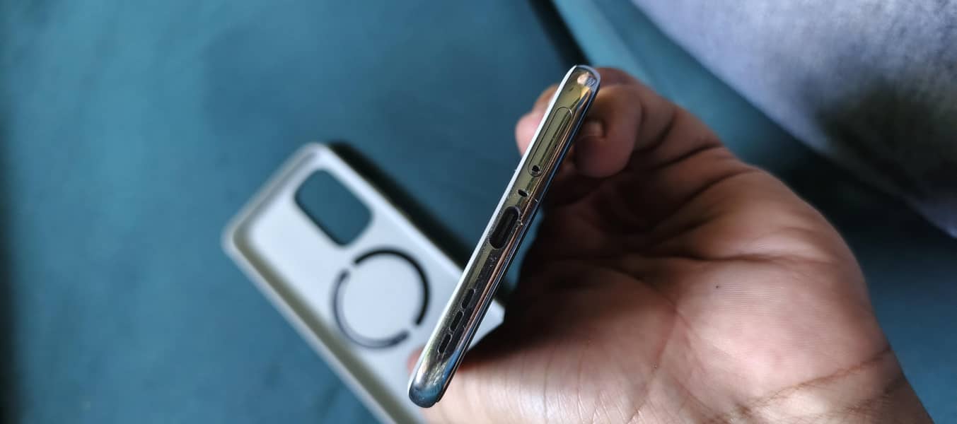 Tecno Spark 40pro+ 5