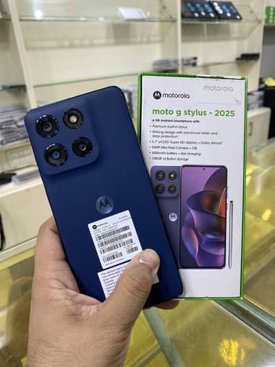 MOTOROLA MOTO G STYLUS 2025 8GB/128GB WITH BOX AND CABLE MASHAALLAH