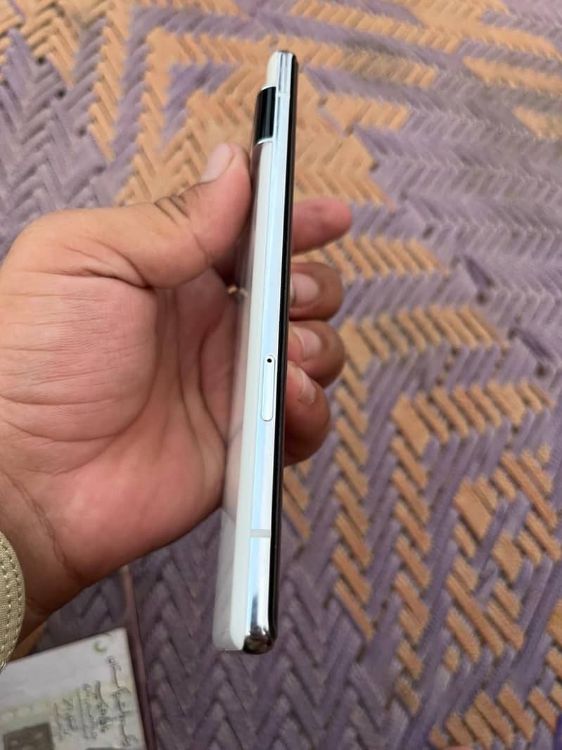 Google Pixel 6 Pro 2