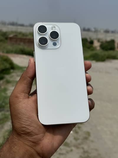 Apple iPhone 15 Pro Max 256gb 100h sim lock