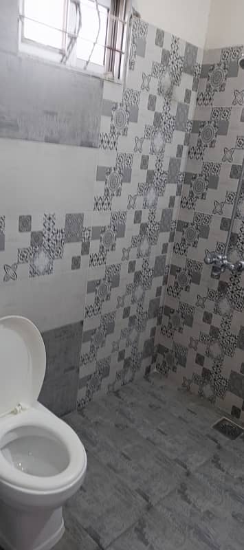 Upper Portion For Rent 6
