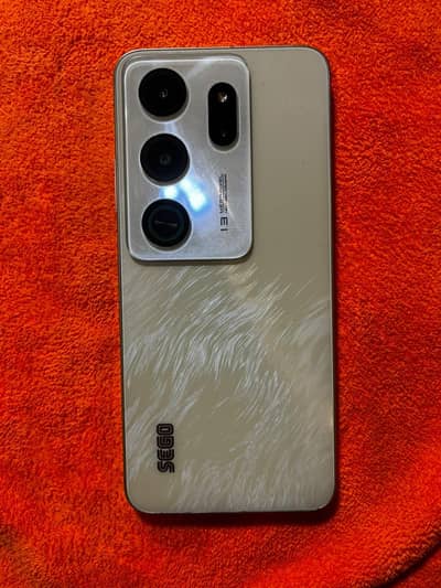 SEGO Note 70 4+8 128 with box charger
