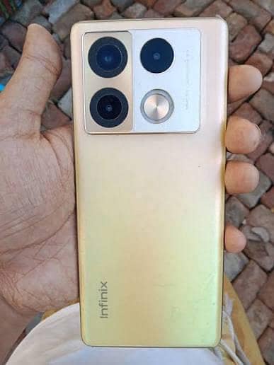 Infinix Note 40 Pro 1