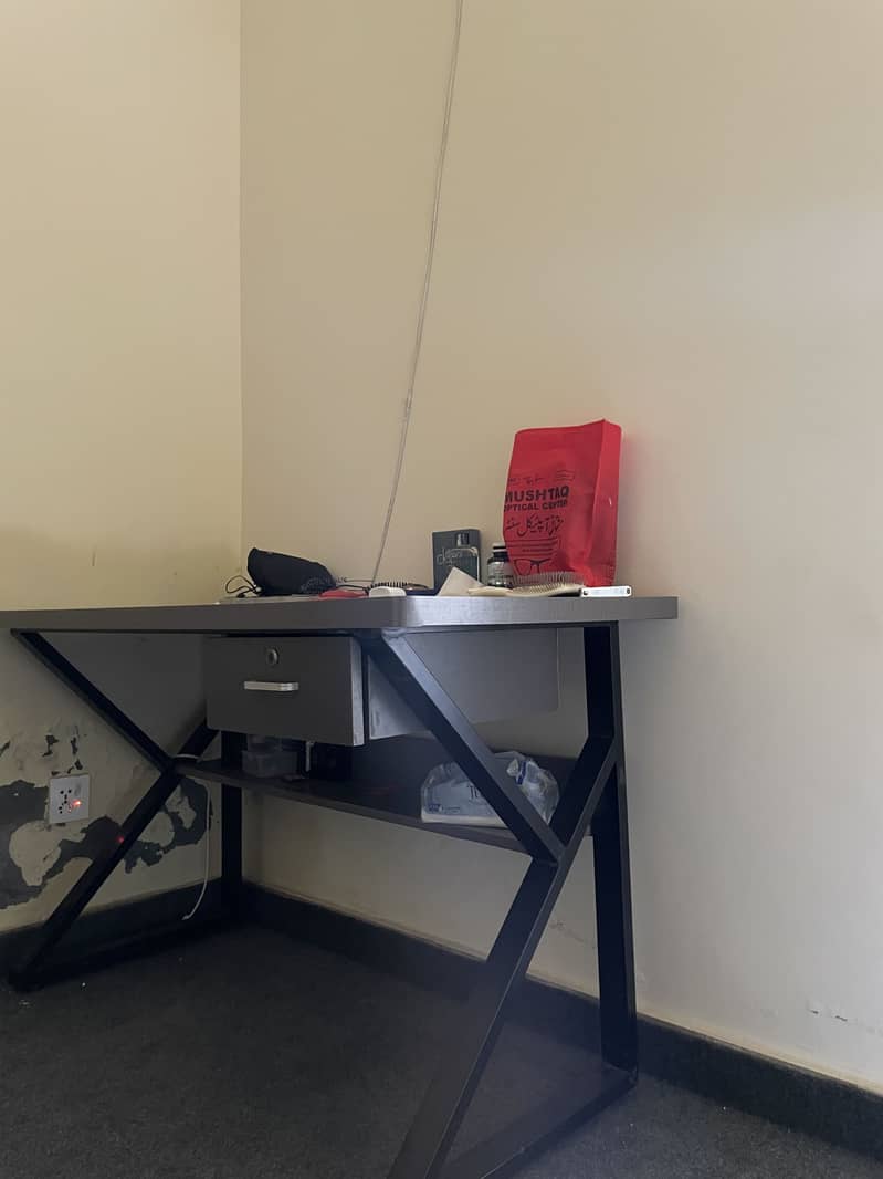 Study table with chair 3