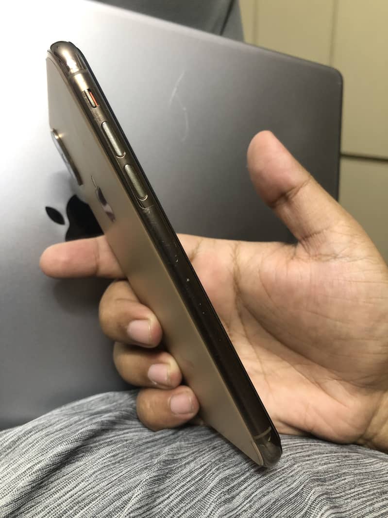 Iphone Xs 3