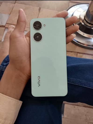 Vivo Y3