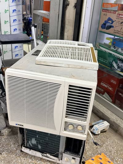 window AC 0.75