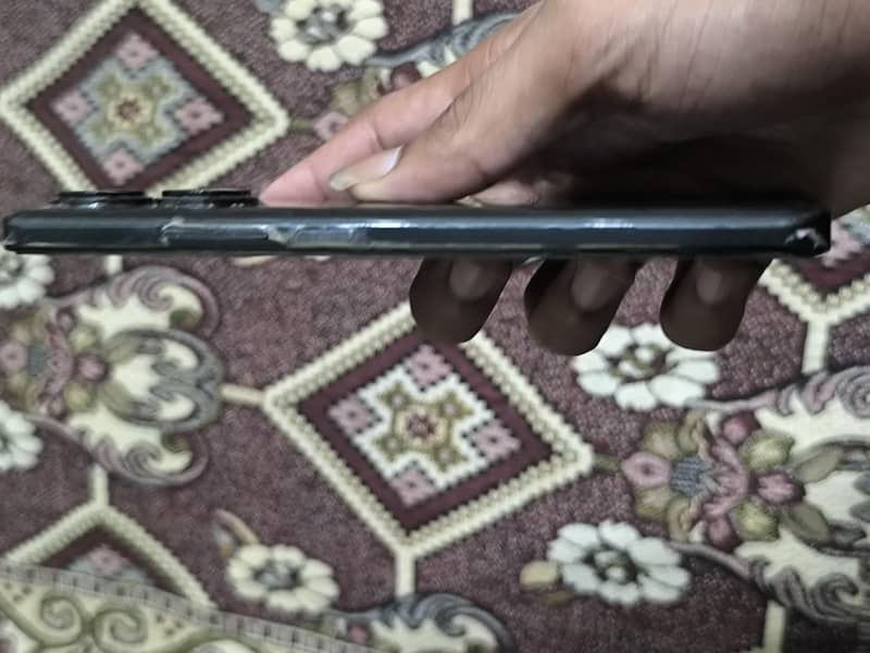 Xiaomi Redmi Note 13 Pro Plus 2