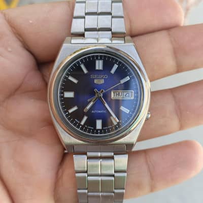 Seiko 5 Automatic watch