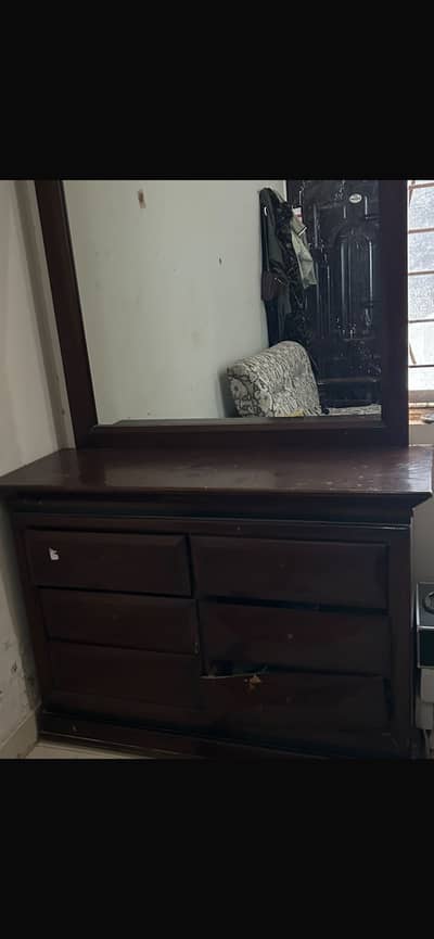 Wooden Dressing Table with Mirror - 6 Drawers - Used