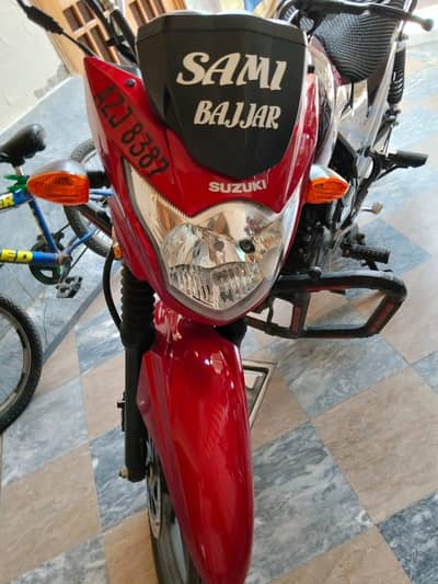Suzuki GR-150 model 2025