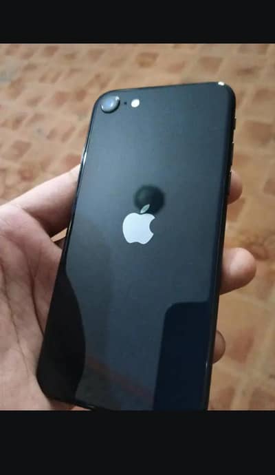 Apple iPhone SE