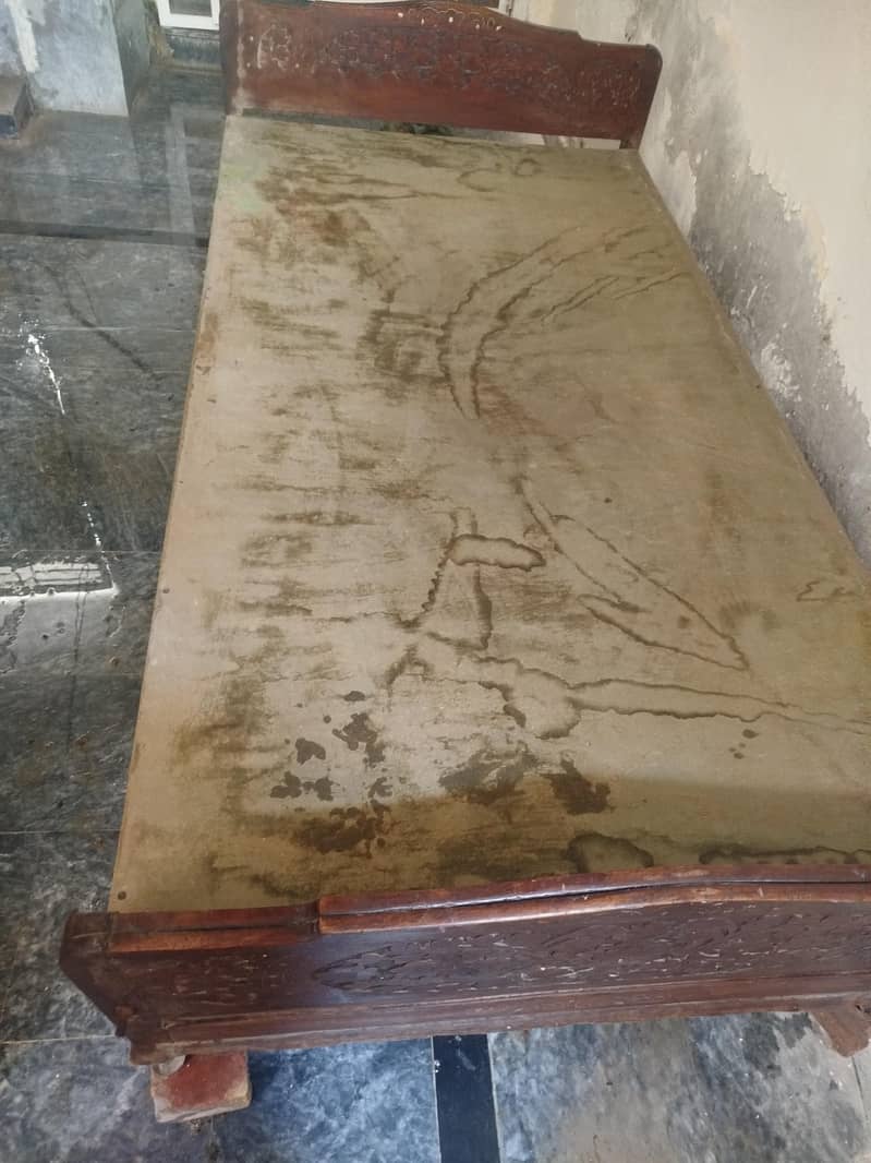 Single Bed+ Dining Table 3