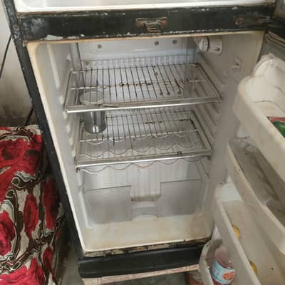 orient fridge for sale medium size used