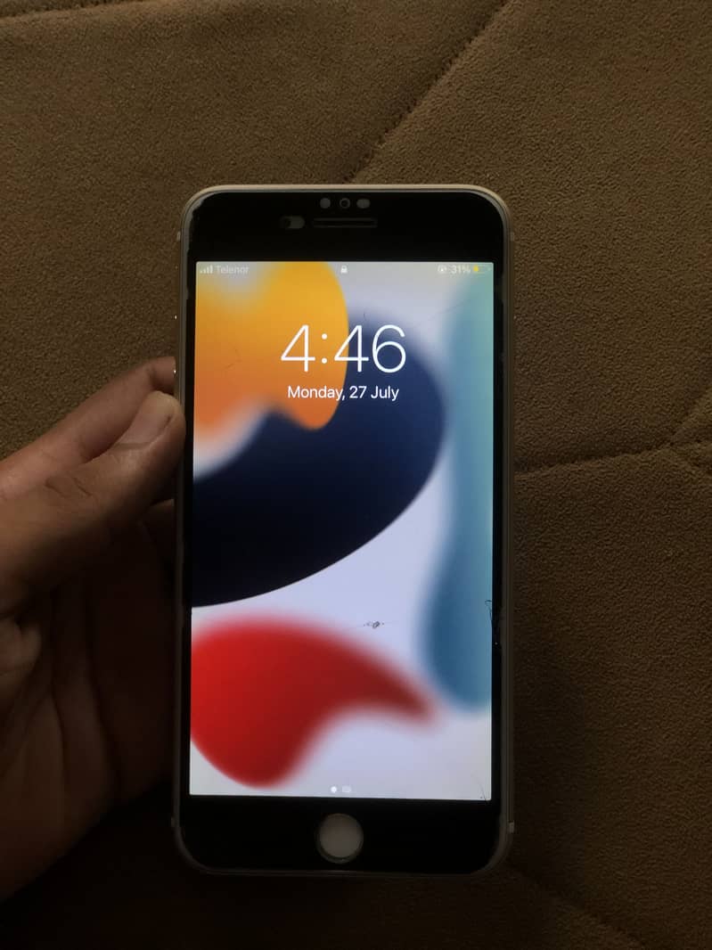 Apple iPhone 7 Plus 0