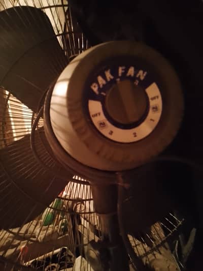 New padestal fan for sale