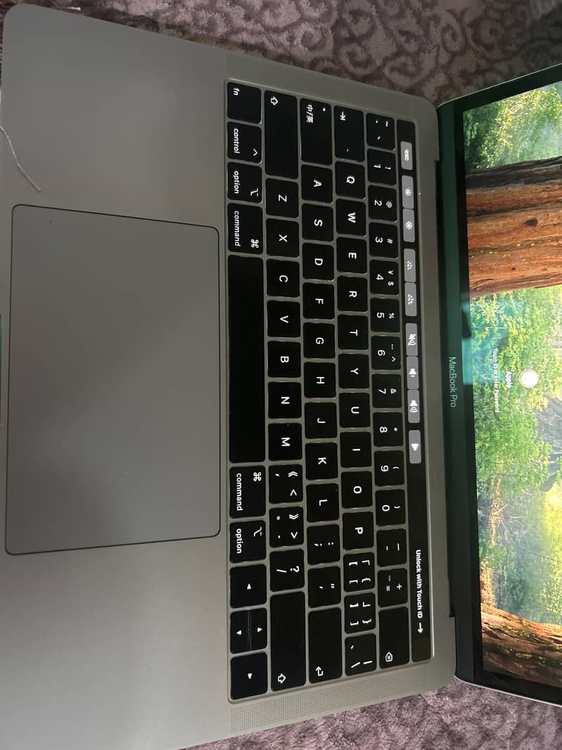 MacBook Pro 1
