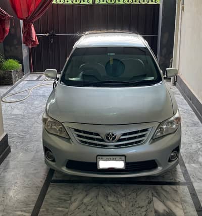 Toyota Corolla GLI 1.6 automatic 2013 model