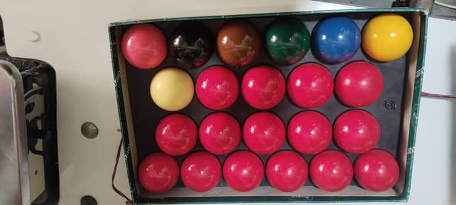 Belgium snooker set