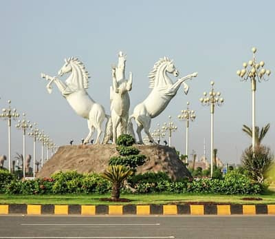 1 Kanal Residential Plot In A Block Prime Location Main Boulevard 140 Feets Road