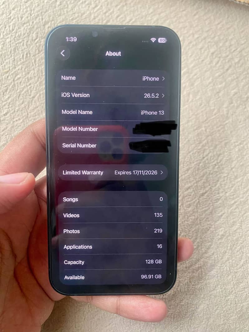 Apple iPhone 13 2