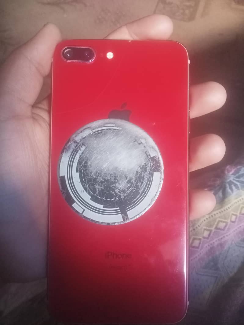 Apple iPhone 8 Plus 5