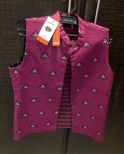 Female descent Waste coat of khaadi