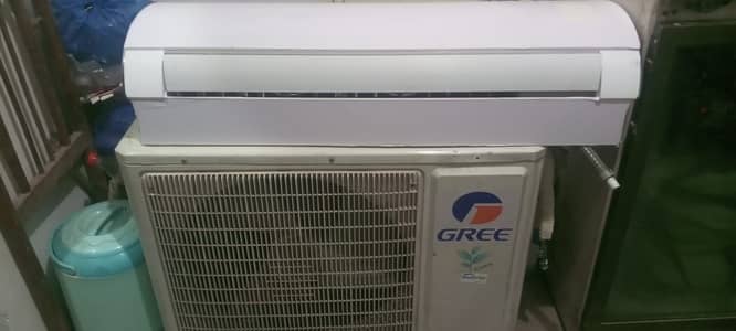 Gree Inverter 1.5 ton