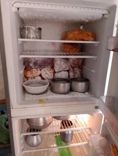 chiq company refrigerator in used condition for sale large size