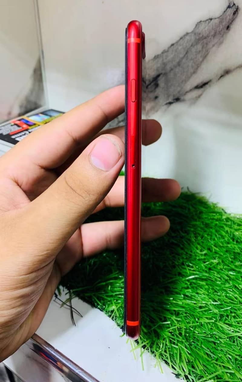 Apple iPhone 7 Plus 1