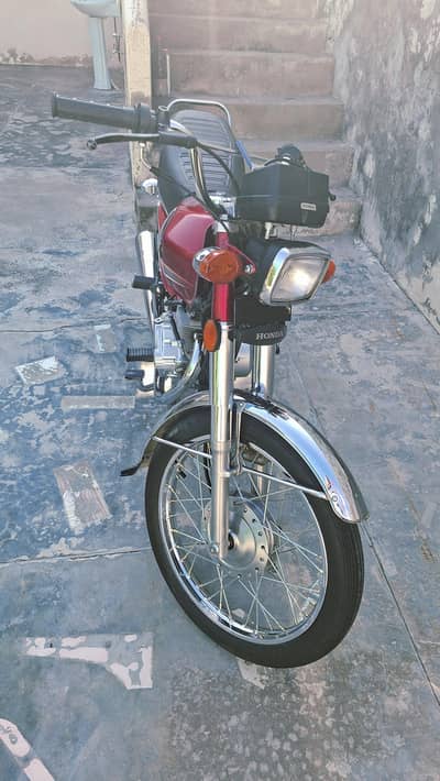 Honda cg 125 2010 availbel for sale Total janiean