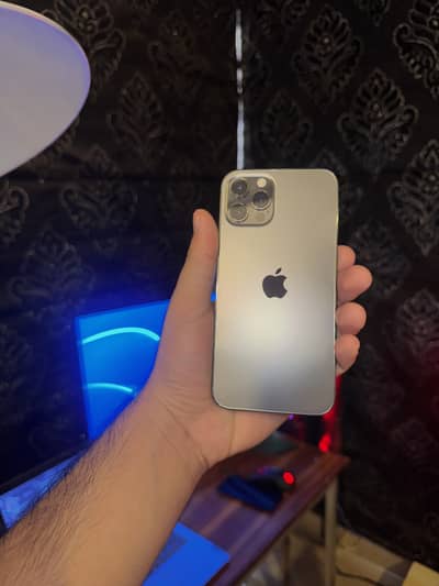 Apple iPhone 12 Pro