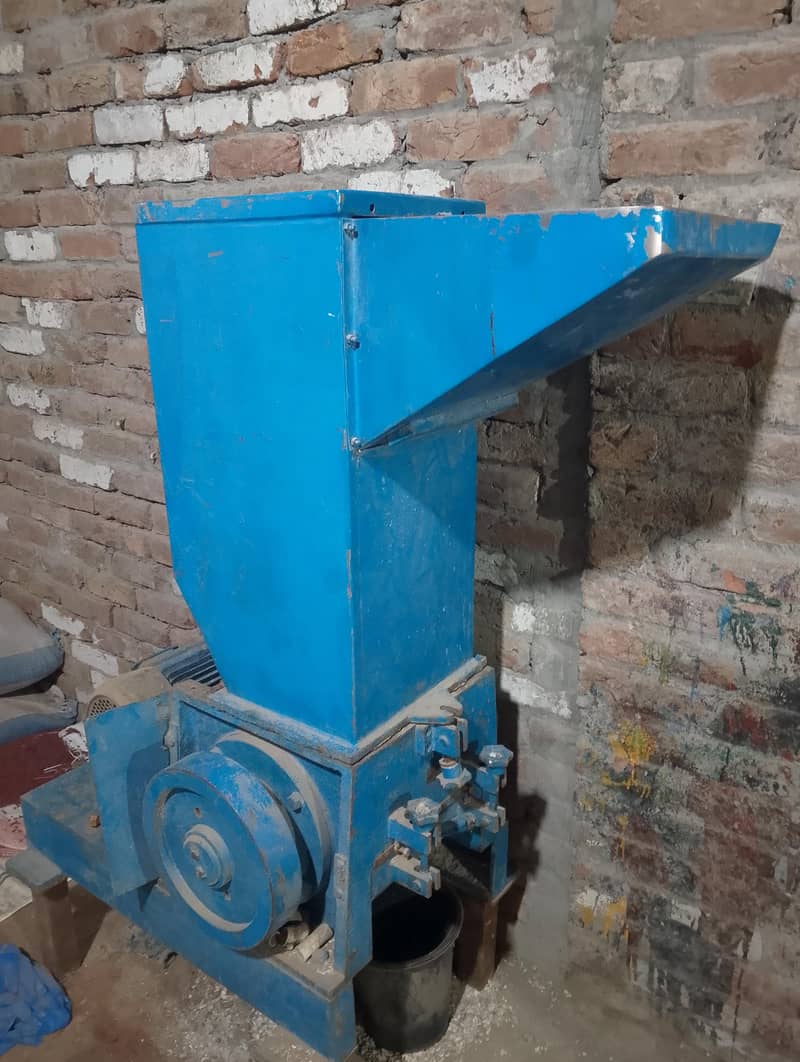 crasher machine pvc 1
