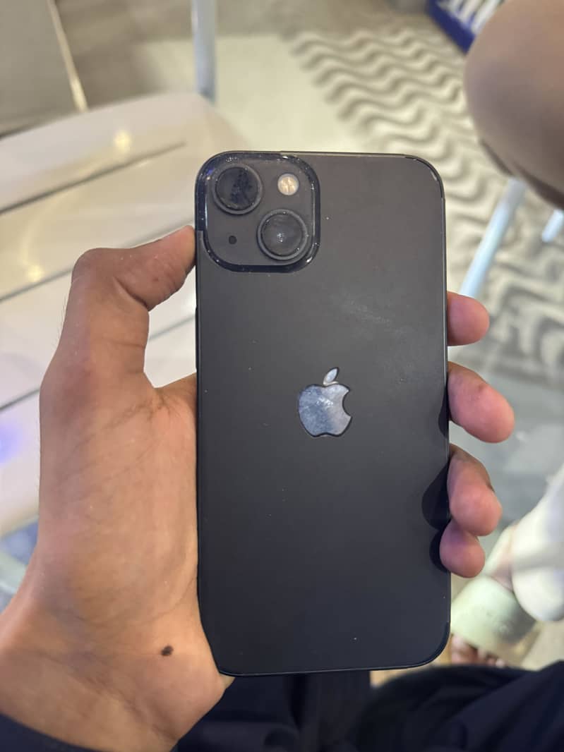 iPhone 13 0